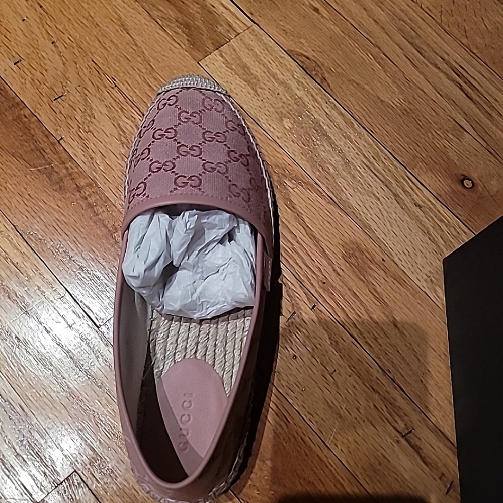 Gucci GG Canvas Slip On Loafers Size 8/38